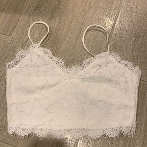 NWOT Lace Crop Top✨